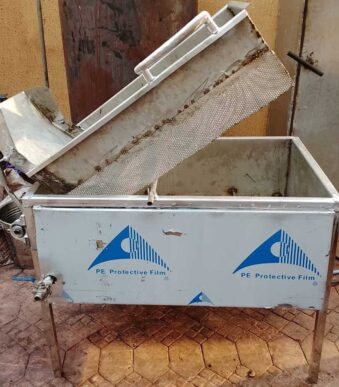 Coated peanut deep fryer