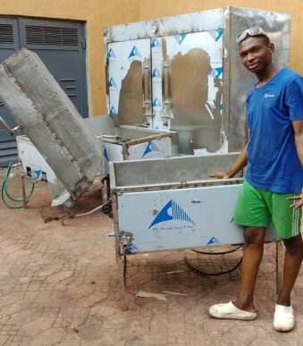 Coated peanut deep fryer