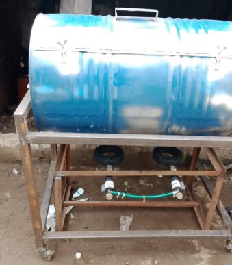 Manual peanut roasting machine