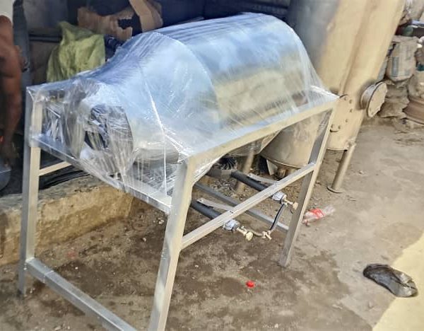 Peanut roasting machine with stainless steel drum