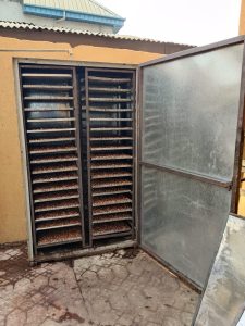 Cashew inside chamber for humidifying process